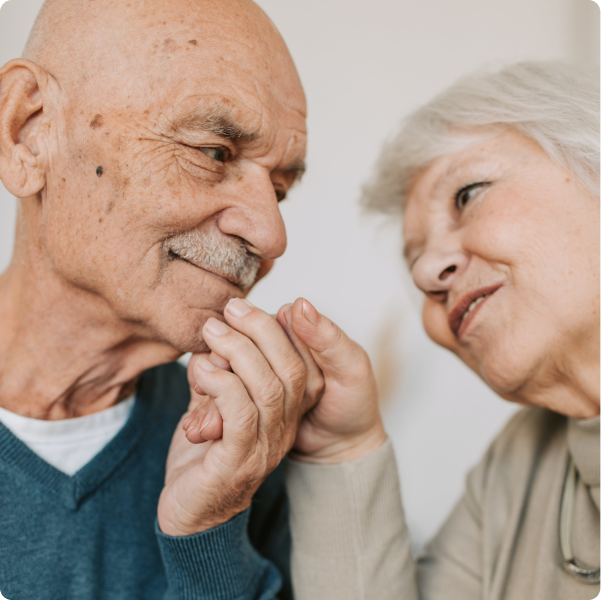 Health Loft dietitians for cancer nutrition Elderly couple holding hands